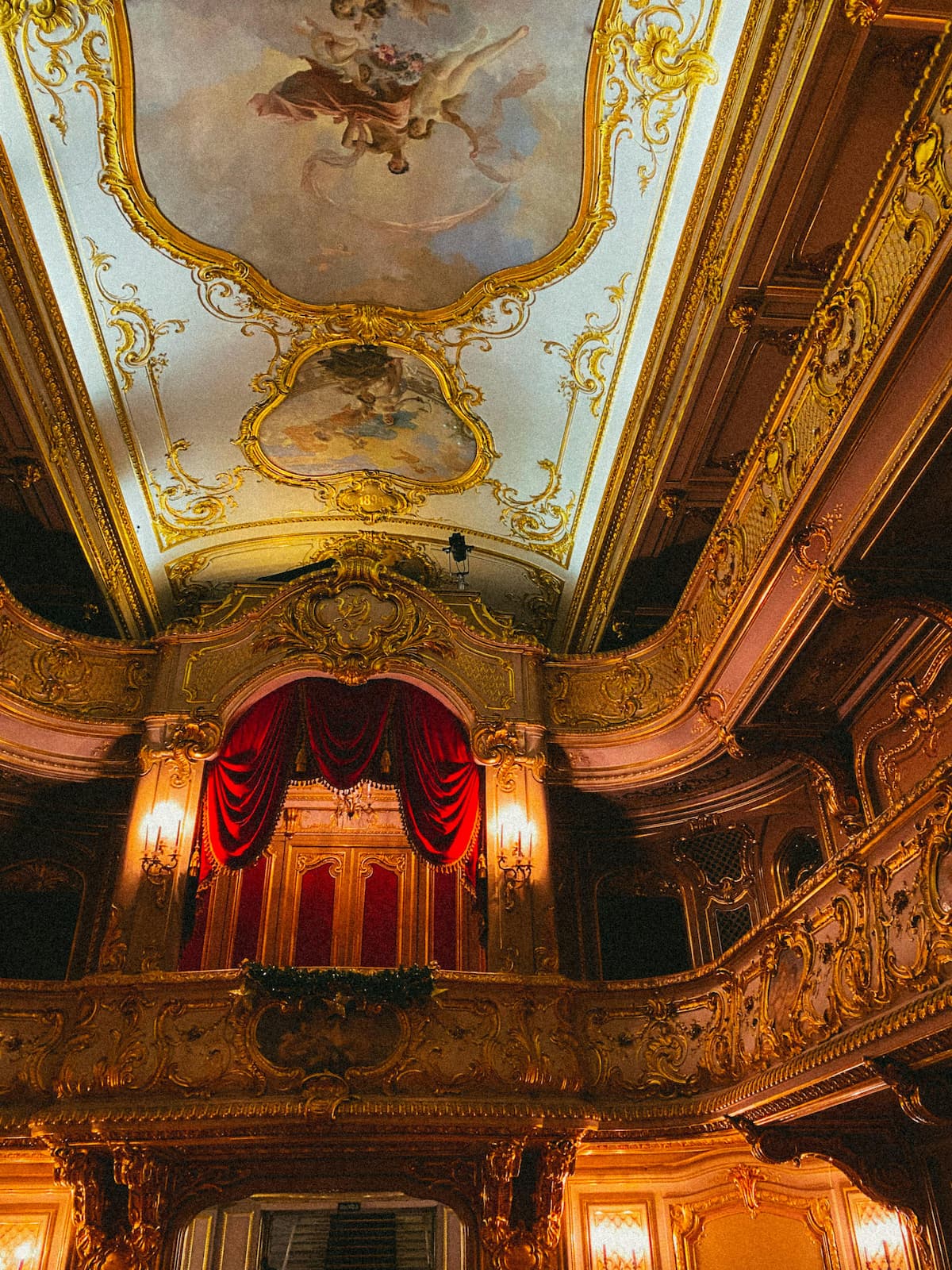 Metropolitan Opera inside lavish structure